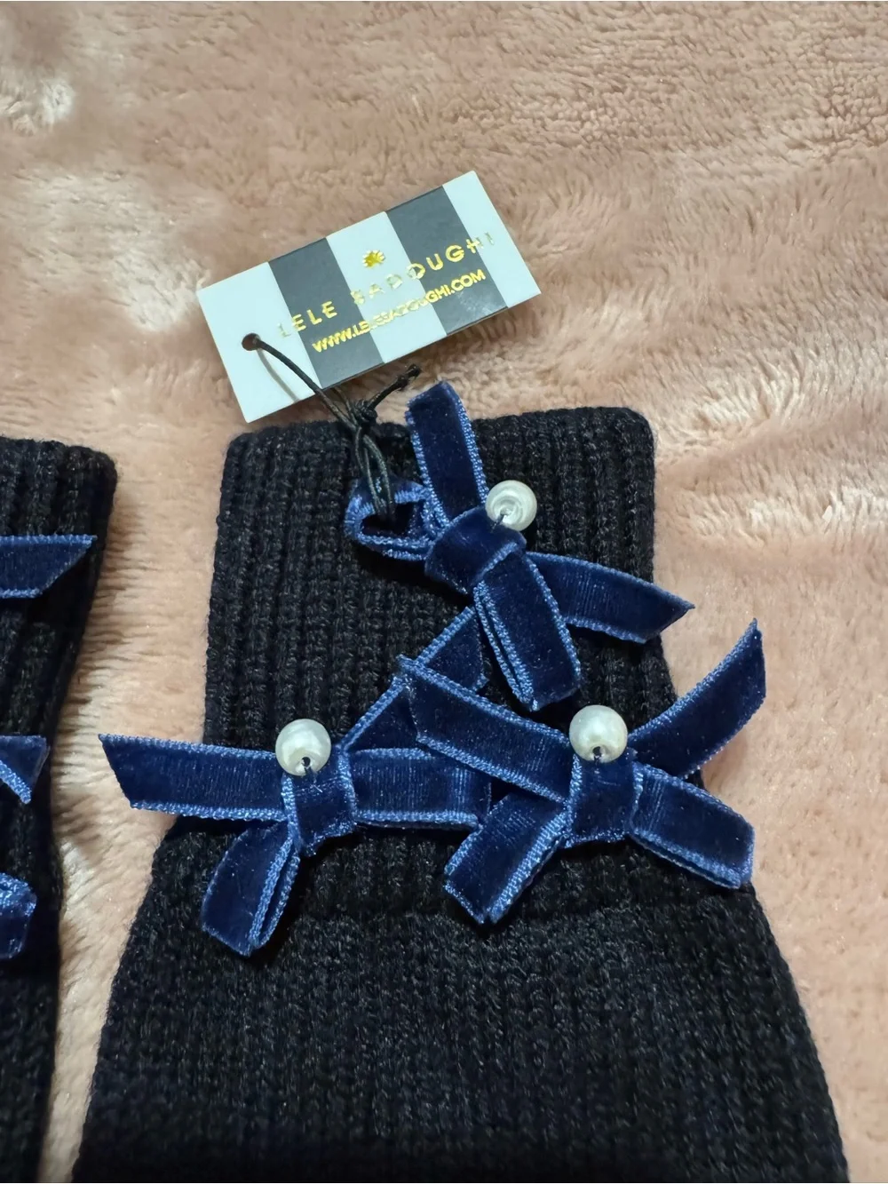 NWT Lele Sadoughi Fingerless Gloves with Bow and Pearl Accents, Black, One Size